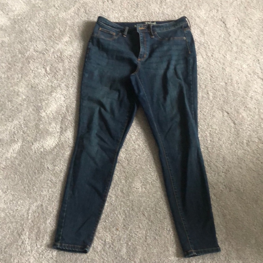 Universal Threads high rise jeggings